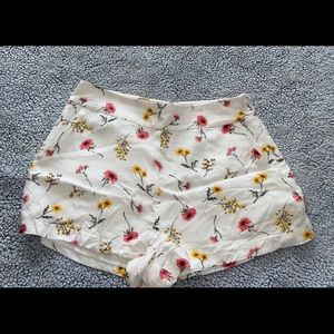 Forever 21 high waisted white flower shorts